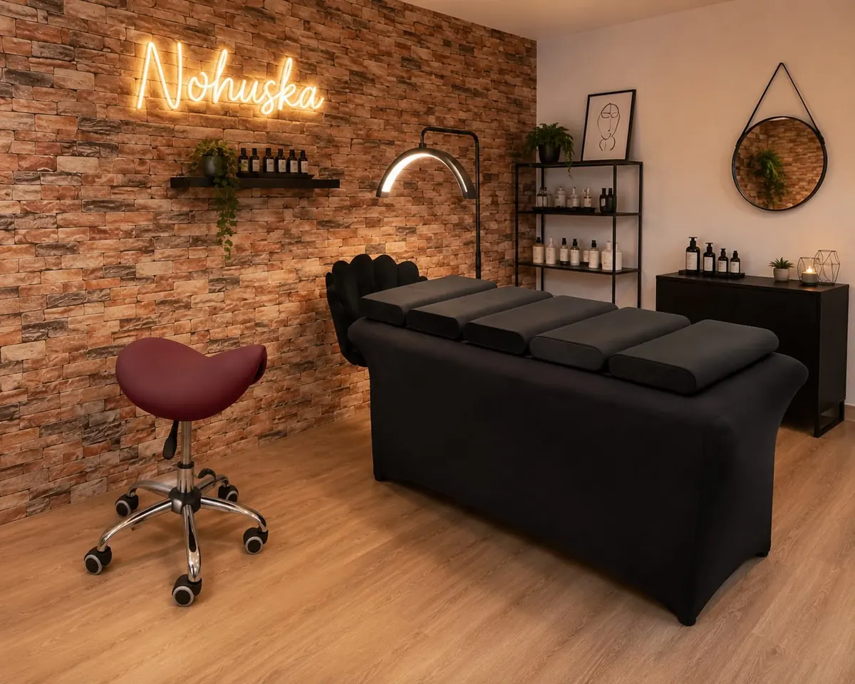 Interior del centro de estética Nohuska Beauty Lab en Granollers